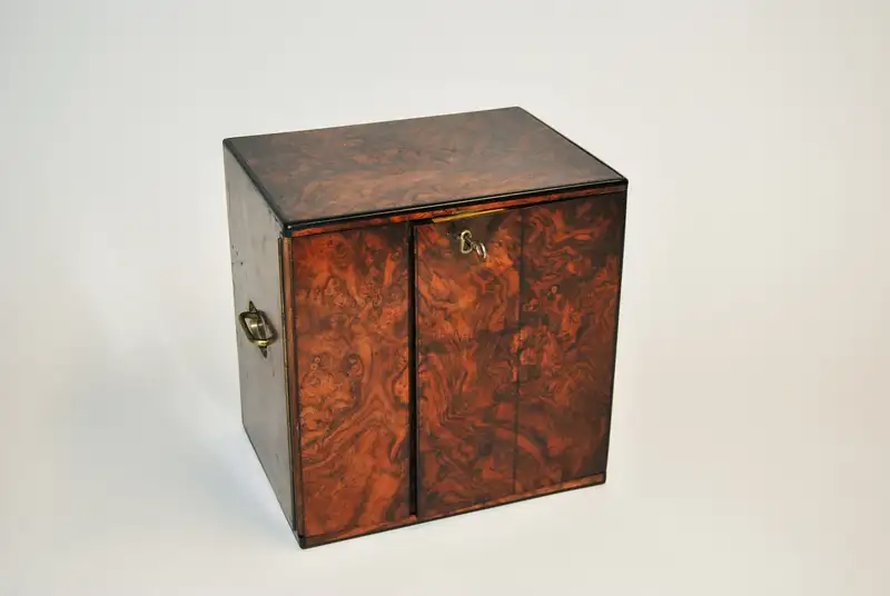Figured Mahogany Cuban Cigar Humidor