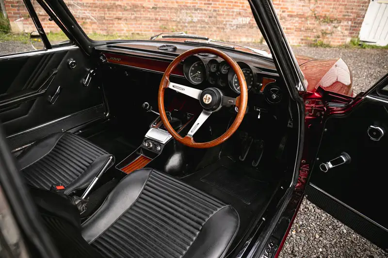 1975 Alfa Romeo GTV 2000 (105.22) -Sold