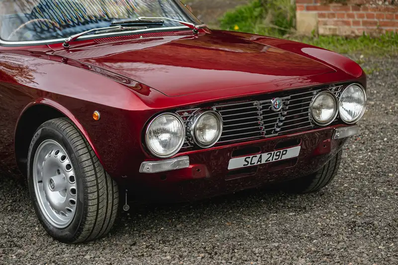 1975 Alfa Romeo GTV 2000 (105.22) -Sold