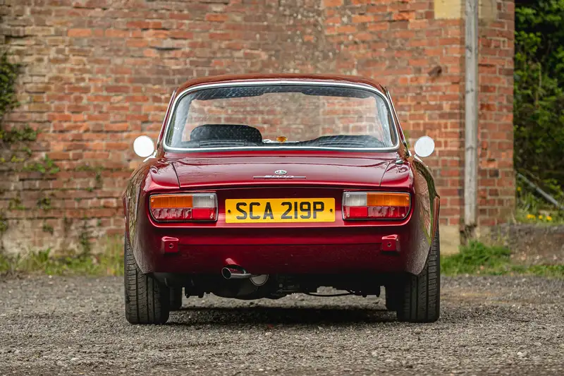 1975 Alfa Romeo GTV 2000 (105.22) -Sold