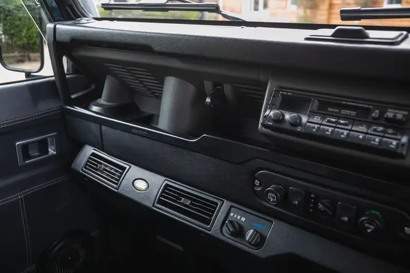 1999  Land Rover Defender 90 4-litre V8 50th Anniversary LE -For Sale