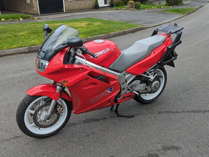 1990 Honda VFR 750 F-L 748cc-Sold