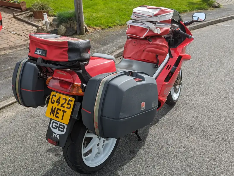 1990 Honda VFR 750 F-L 748cc-Sold