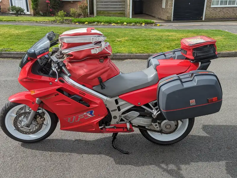 1990 Honda VFR 750 F-L 748cc-Sold