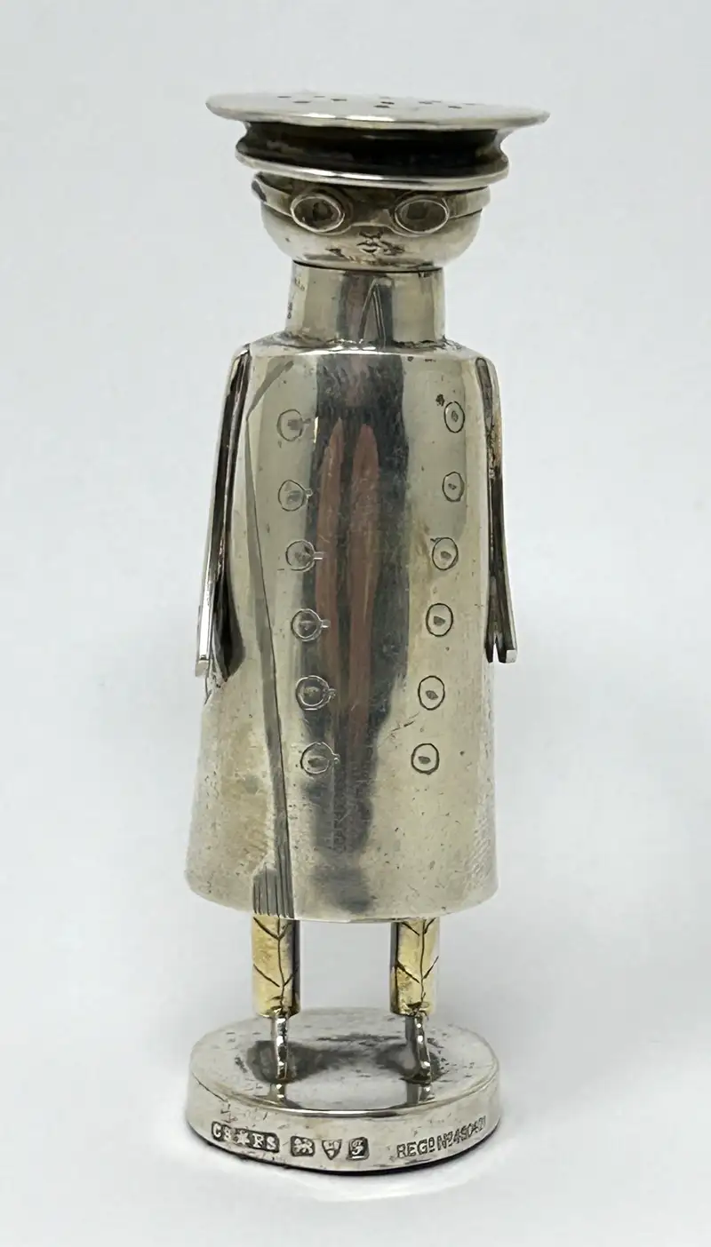 Silver Mr. Popple Chauffeur Pepper Condiment Shaker by Saunders & Shepherd, Chester 1908