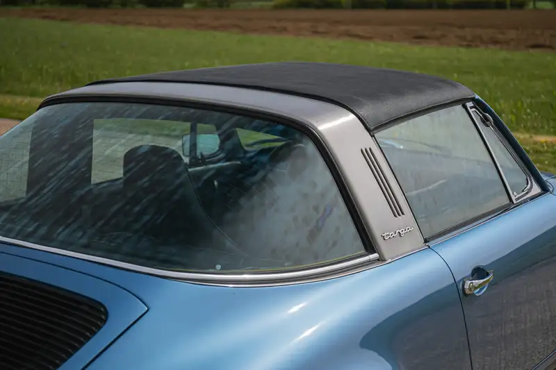 1975 Porsche 911S Targa-Sold