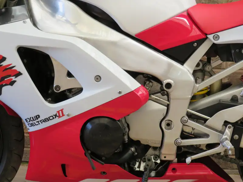 1999 Yamaha YZF-R1 998cc-Sold