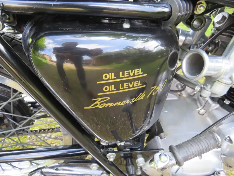 1966 Triumph T120R Bonneville 