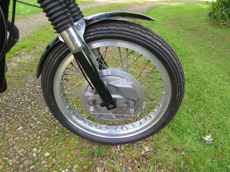 1966 Triumph T120R Bonneville 