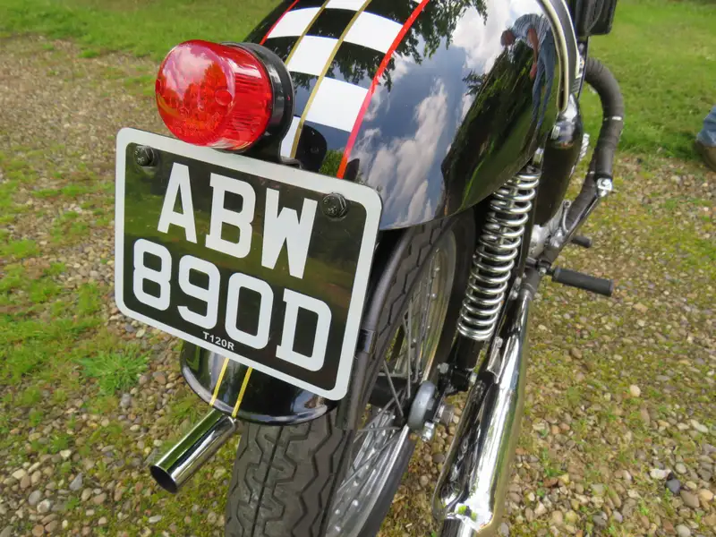 1966 Triumph T120R Bonneville 