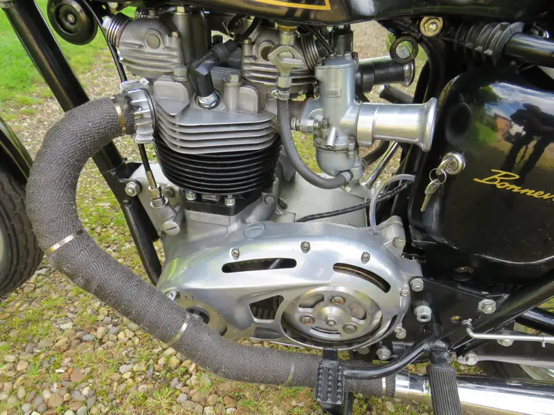 1966 Triumph T120R Bonneville 
