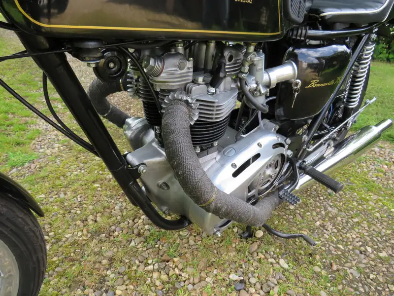 1966 Triumph T120R Bonneville 