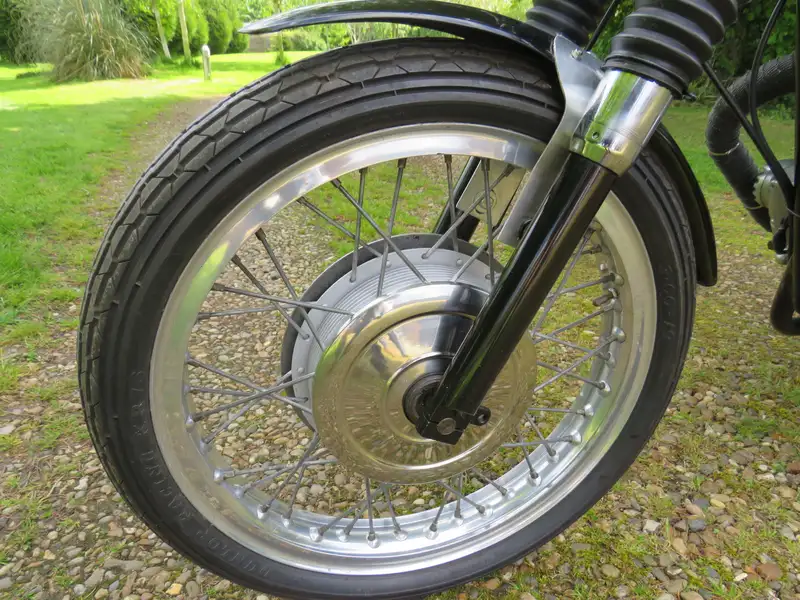 1966 Triumph T120R Bonneville 