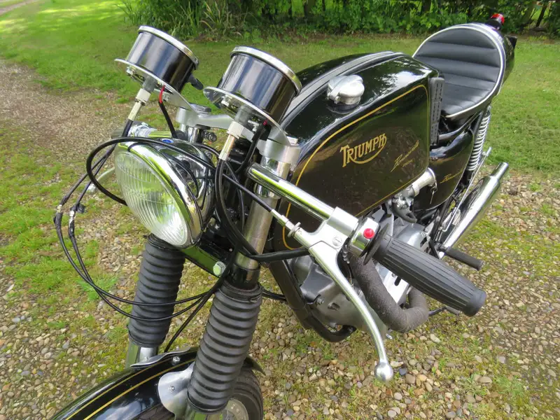 1966 Triumph T120R Bonneville 