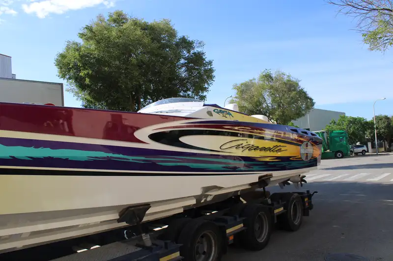 2004 Cigarette 36 Gladiator-Sold