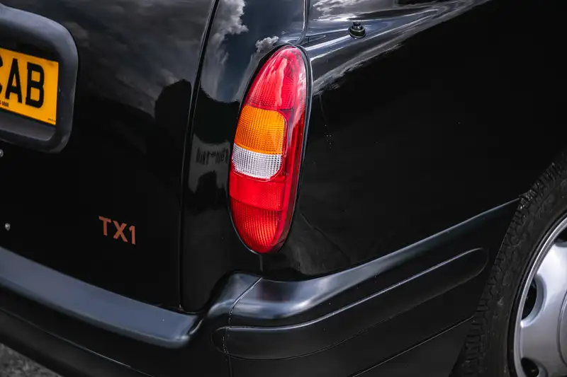 1997 London Taxi International TX1 - 12 Miles from New-Sold