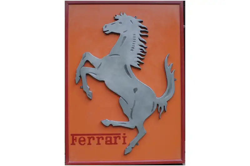 Cold Caste Aluminium Ferrari Cavallino Rampante 400-Sold