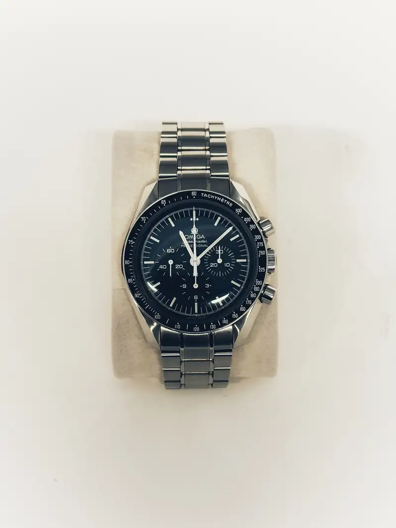 2014 Omega Speedmaster 'Moon Watch' Complete with Box and Paperwork