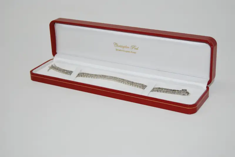 18ct Diamond Bracelet
