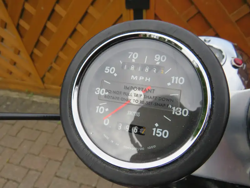 BSA A65 Lightning 654cc-Sold