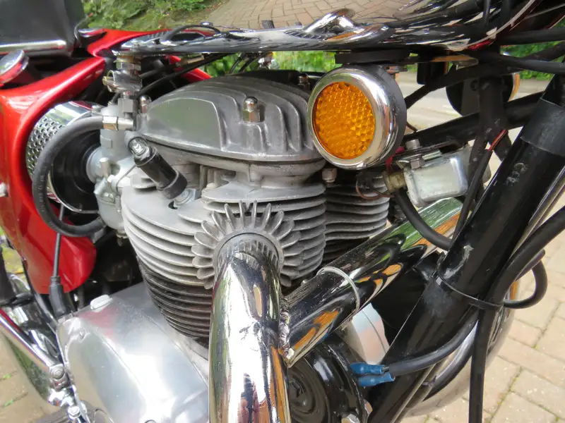 BSA A65 Lightning 654cc-Sold