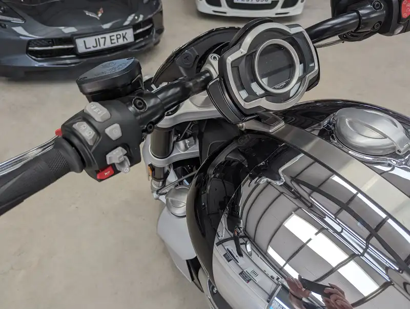 2023 Triumph Rocket 3R Chrome Edition 2458cc-Sold