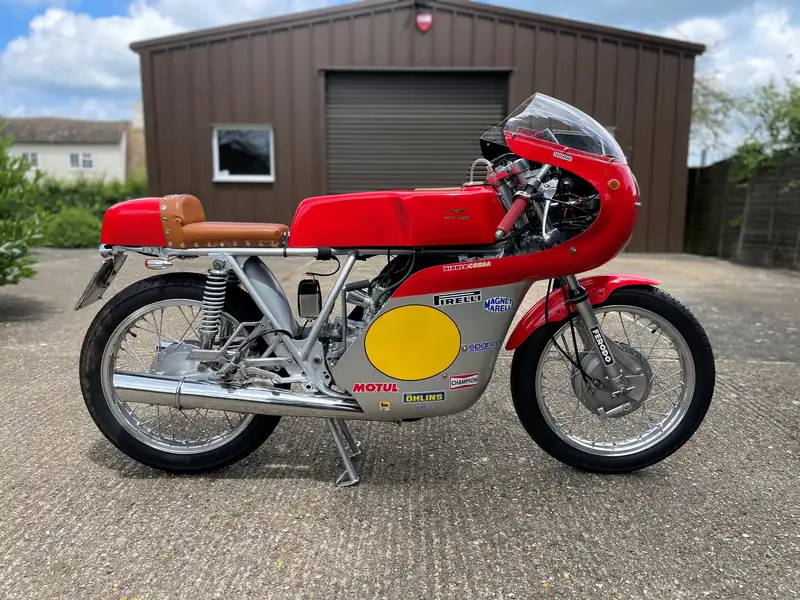 1974 Moto Guzzi 250TS 