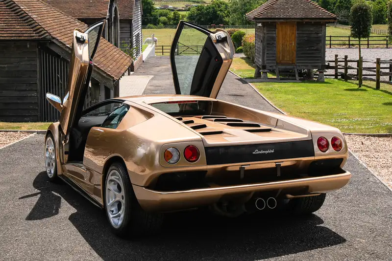 2001 Lamborghini Diablo VT 6.0 SE Coupé - car #9 of 42  - 56-Sold