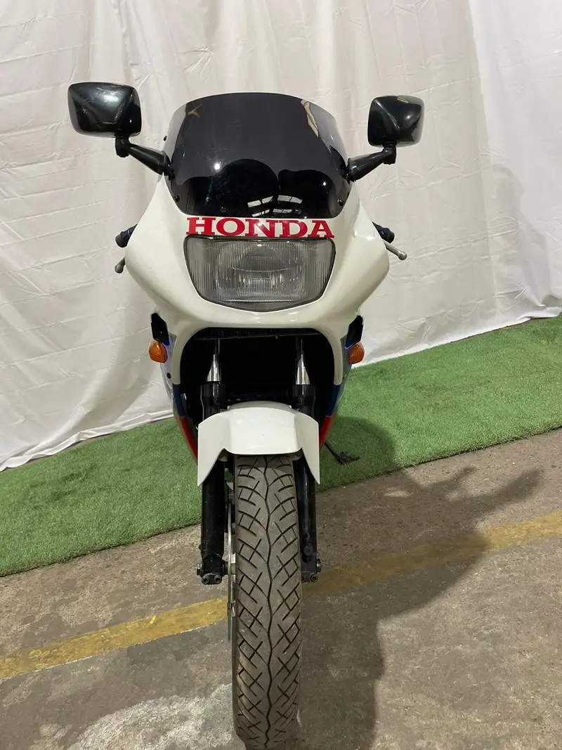 1987 Honda VFR400 NC21 398cc-Sold
