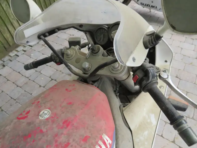 1991 Yamaha FZR1000 1,002cc-Sold