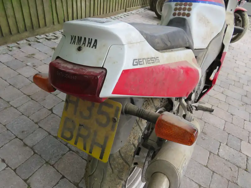 1991 Yamaha FZR1000 1,002cc-Sold