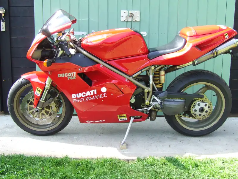 1998 Ducati 748 Biposto 853cc-Sold