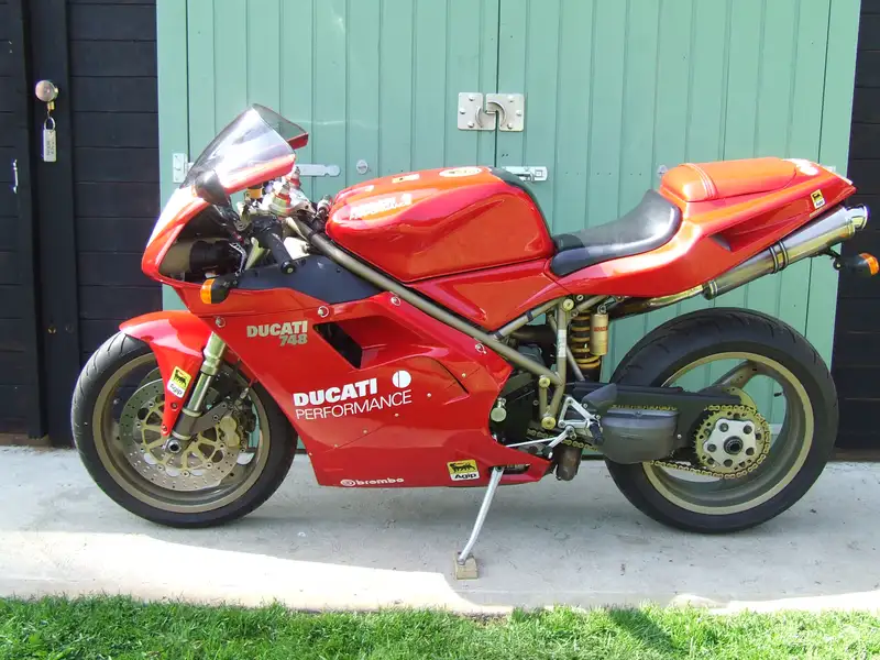 1998 Ducati 748 Biposto 853cc-Sold