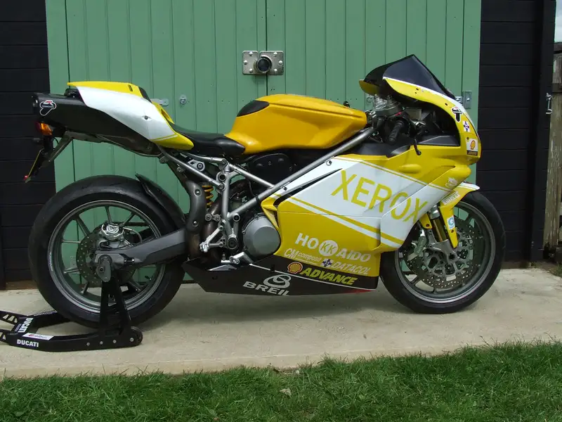 noyocc様 Iconic Auctioneers | 2004 Ducati 749 S 749cc-Sold