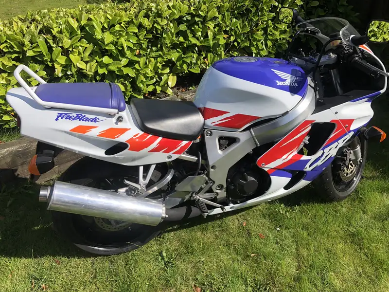 1992 Honda CBR900RR Fireblade 899cc-Sold