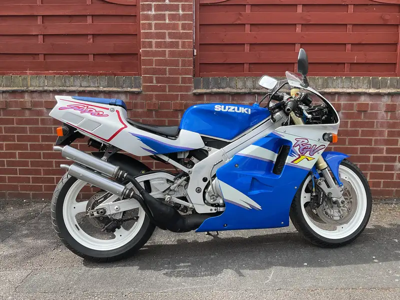 Iconic Auctioneers | 1993 Suzuki RGV250P 249cc-Sold