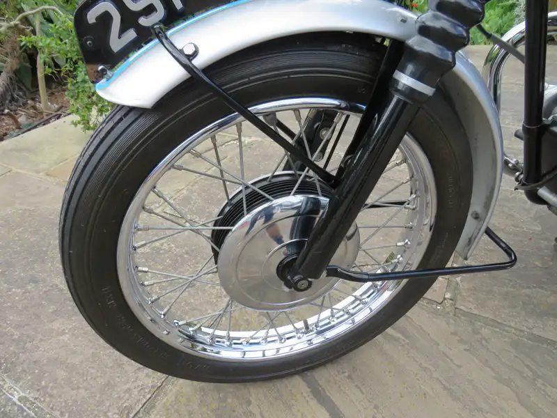 1961 Triumph T120 Bonneville 649cc-Sold