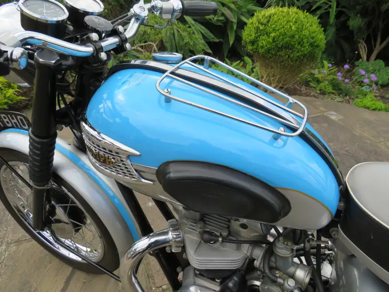 1961 Triumph T120 Bonneville 649cc-Sold