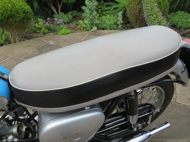 1961 Triumph T120 Bonneville 649cc-Sold