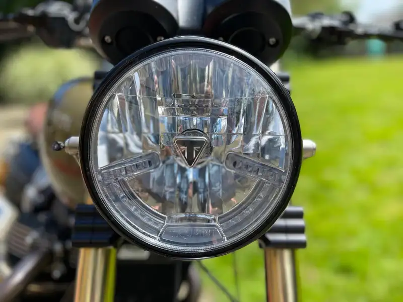 2021 Triumph Speed Twin Custom 1,198cc-Sold
