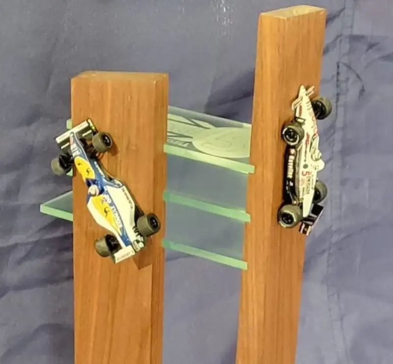 Nigel Mansell Tribute Table Centre Piece - Signed by the 199-For Sale