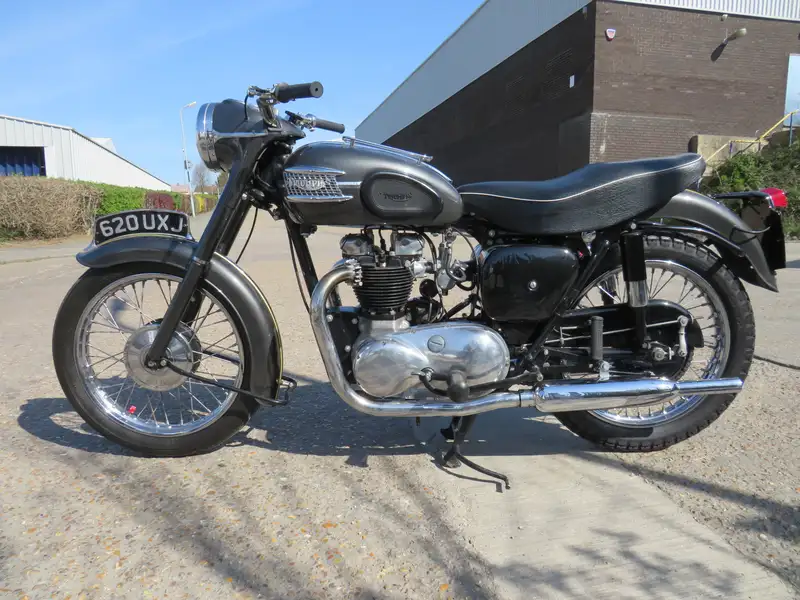 1959 Triumph 6T Thunderbird 649cc-For Sale