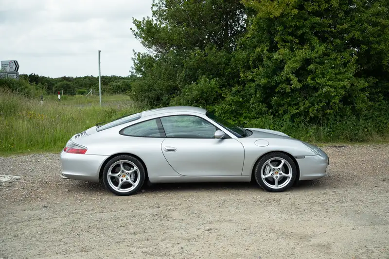 2003 Porsche 996 Carrera 4-Sold