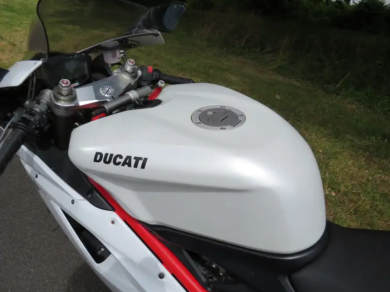 2011 Ducati 848 Evo 849cc-For Sale