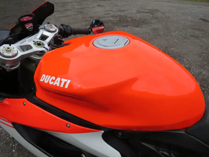2014 Ducati 1199 Superleggera 1198cc-For Sale