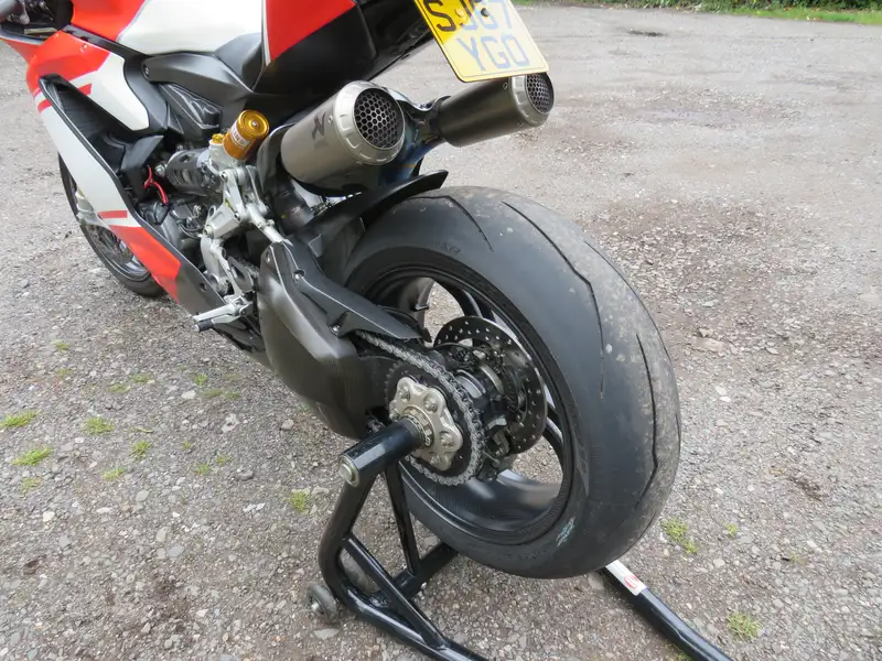 2017 Ducati 1299 Superleggera 1285cc-For Sale