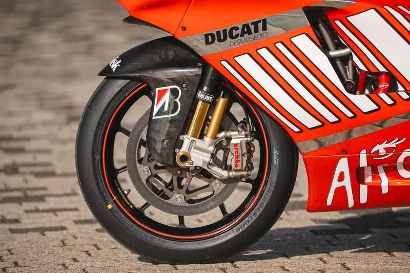 Iconic Auctioneers | 2007 Ducati Desmosedici GP7 799cc-Sold