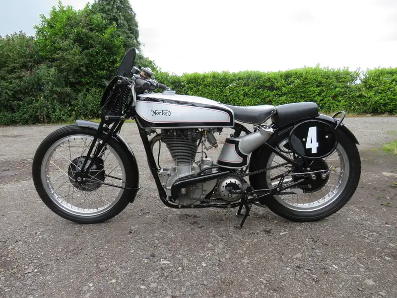 Protège-chaîne Norton Pour Modèle 30, 40 International, Manx Ou 16H - 490cc - Réf. *2778