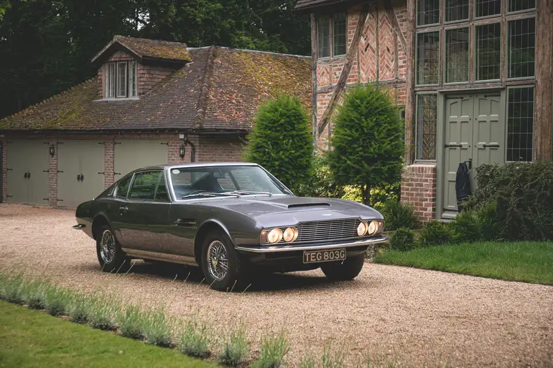 1969 Aston Martin DBS Vantage Coupé-Sold
