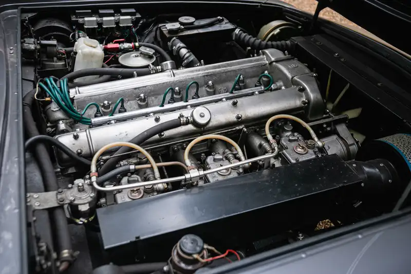 1969 Aston Martin DBS Vantage Coupé-Sold